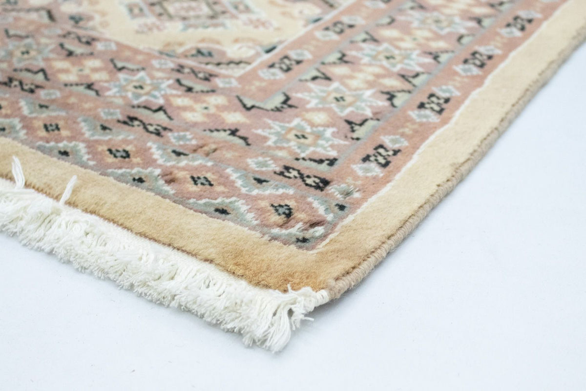 Pakistanska mattan - 122 x 76 cm - beige