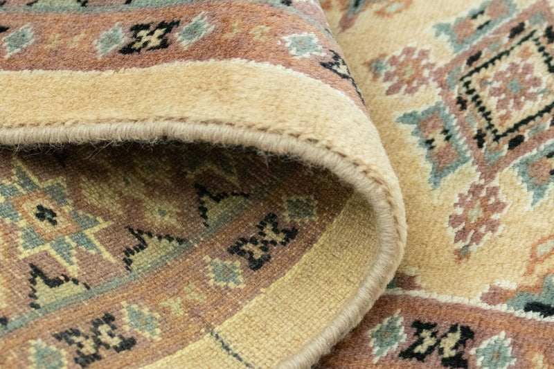 Pakistanska mattan - 122 x 76 cm - beige