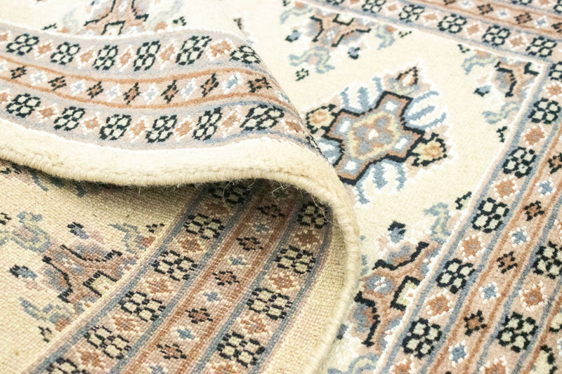Pakistanska mattan - 93 x 61 cm - beige