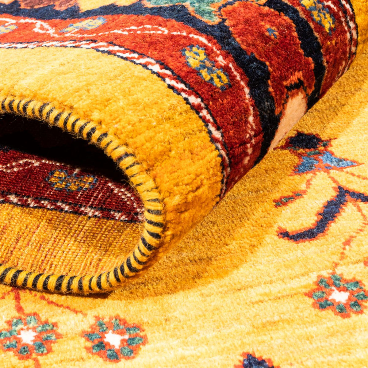 Gabbeh-matta - persisk - 198 x 149 cm - guld