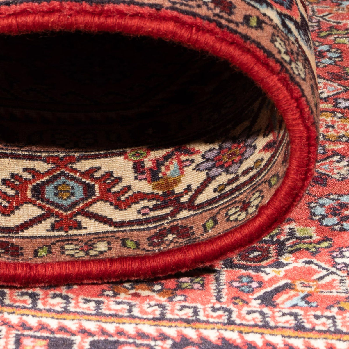 Persisk matta - Bijar - Royal - 150 x 87 cm - röd