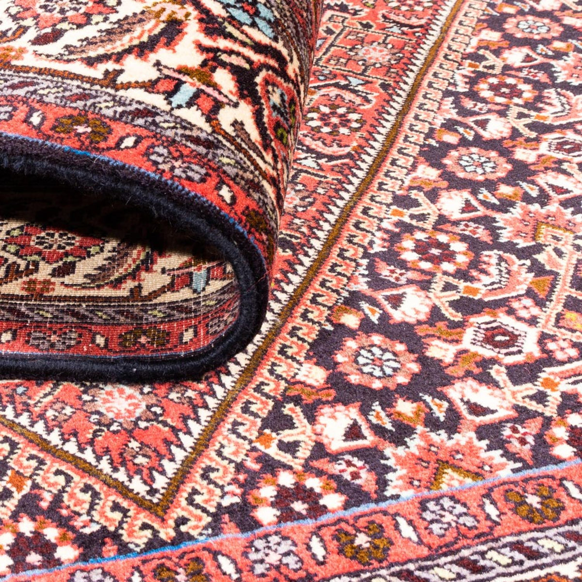 Persisk matta - Bijar - Royal - 232 x 171 cm - röd