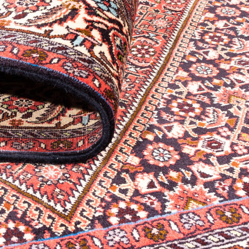 Persisk matta - Bijar - Royal - 232 x 171 cm - röd