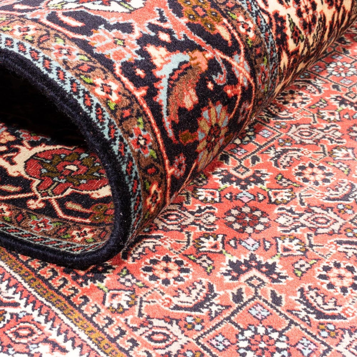 Persisk matta - Bijar - Royal - 247 x 173 cm - röd