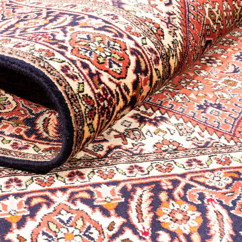 Persisk matta - Bijar - Royal - 238 x 171 cm - röd