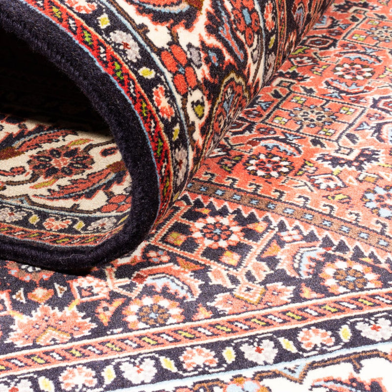 Persisk matta - Bijar - 240 x 173 cm - röd