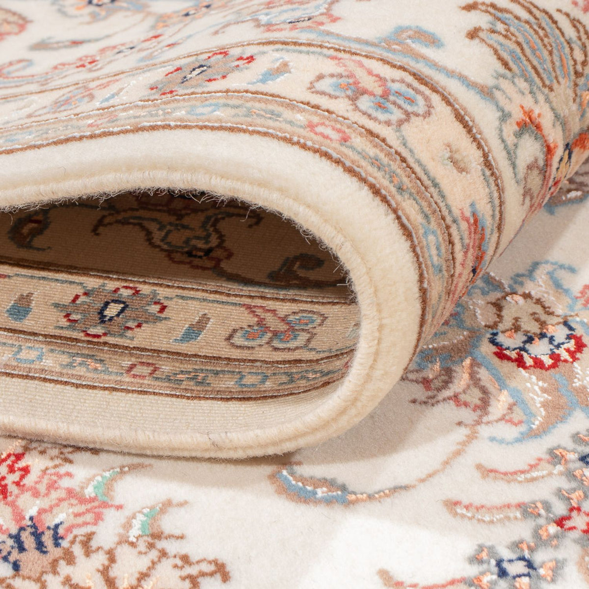 Persisk matta - Tabriz - Royal - 236 x 169 cm - grädde