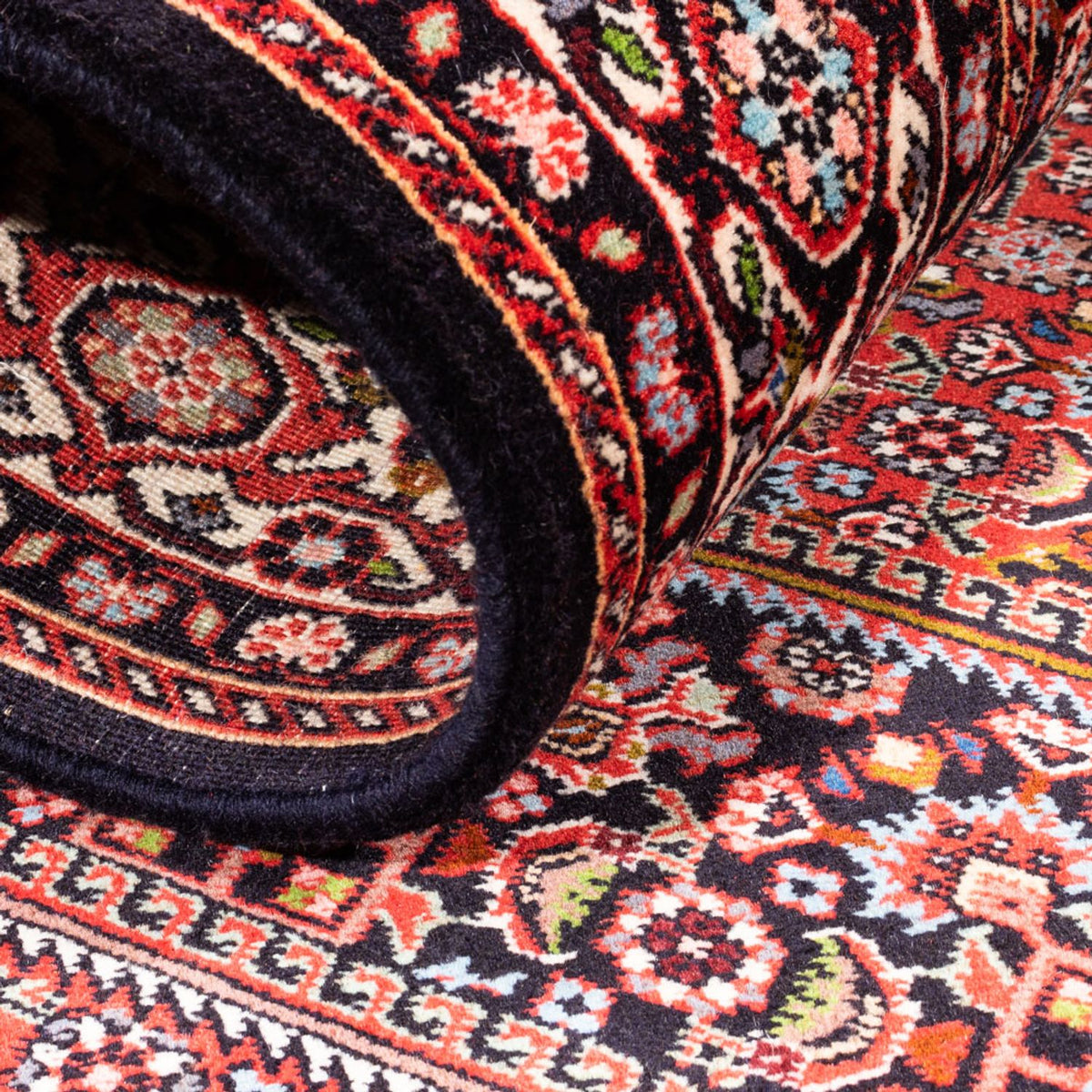 Persisk matta - Bijar - Royal - 182 x 110 cm - röd