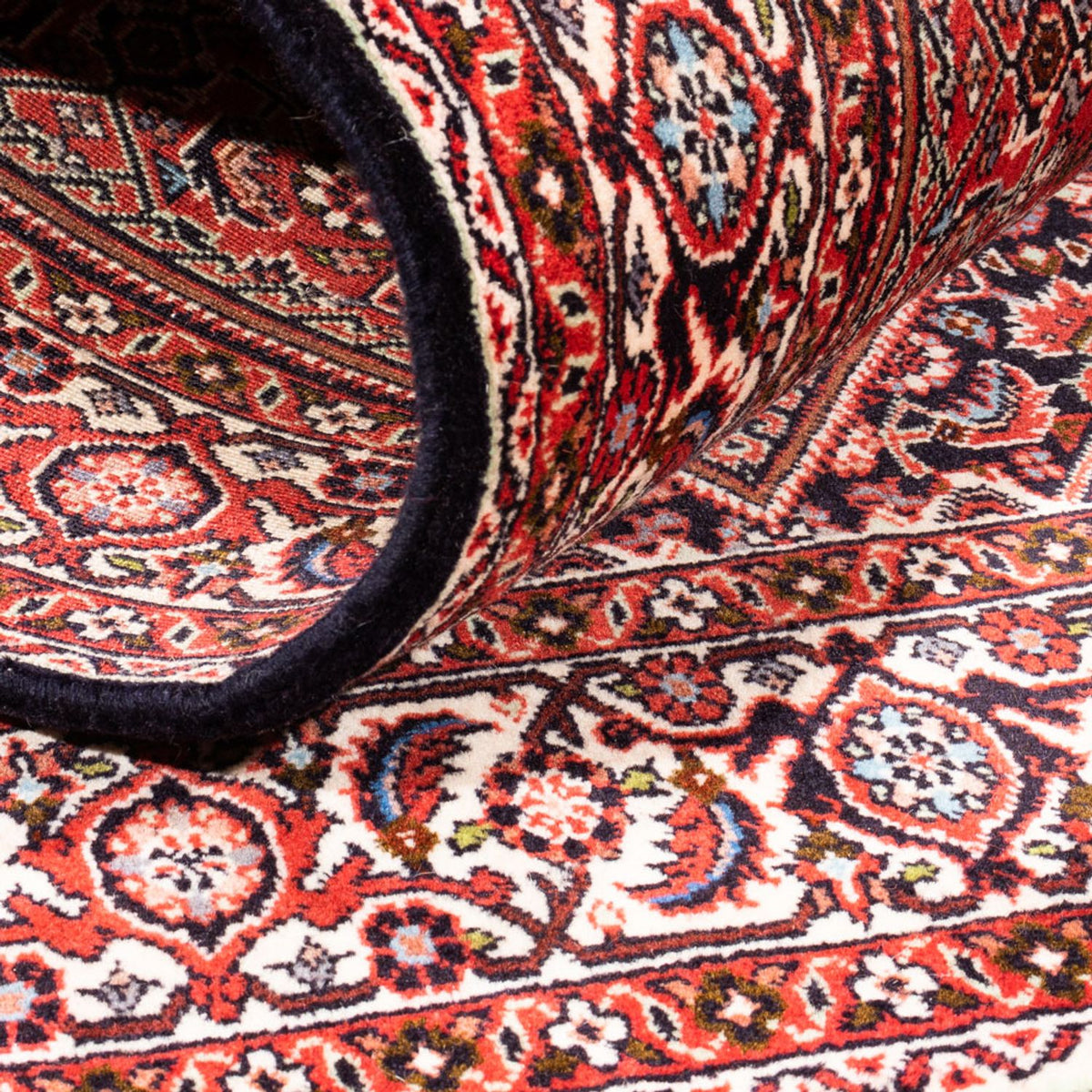 Persisk matta - Bijar - Royal - 184 x 108 cm - röd