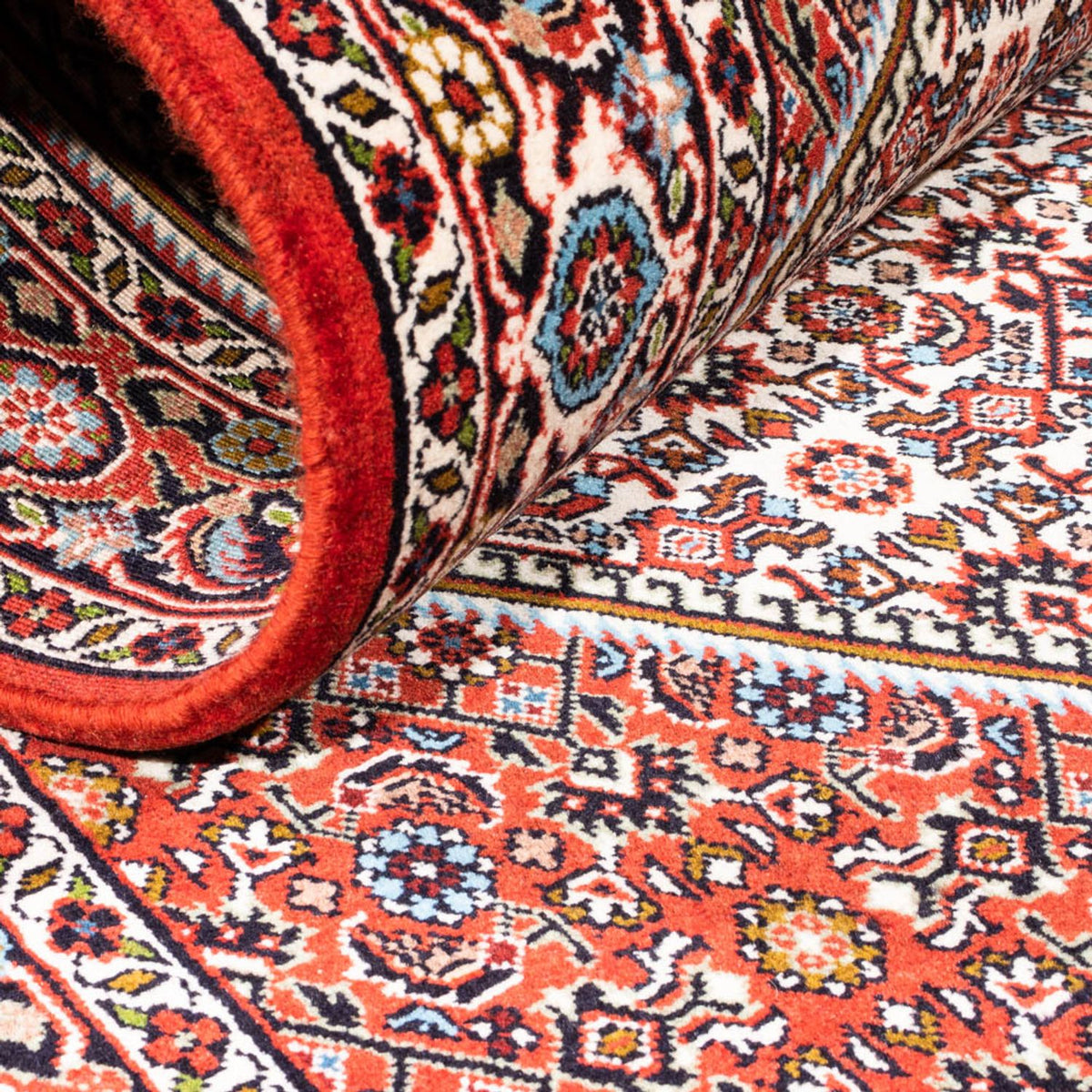 Persisk matta - Bijar - Royal - 185 x 106 cm - grädde