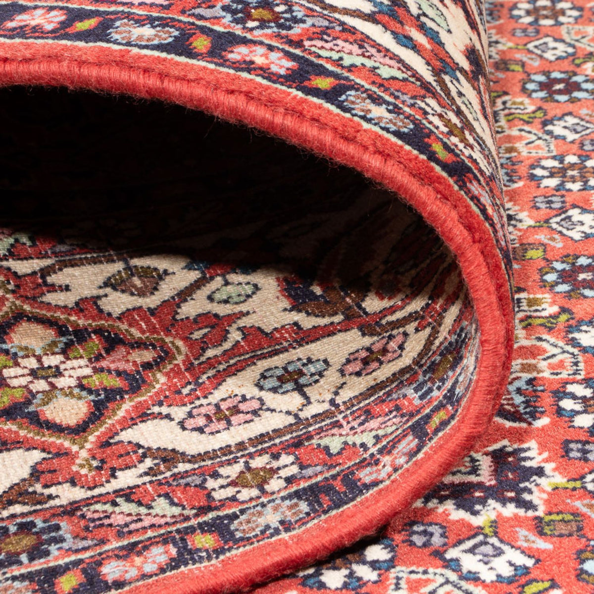 Persisk matta - Bijar - Royal - 296 x 248 cm - mörkröd