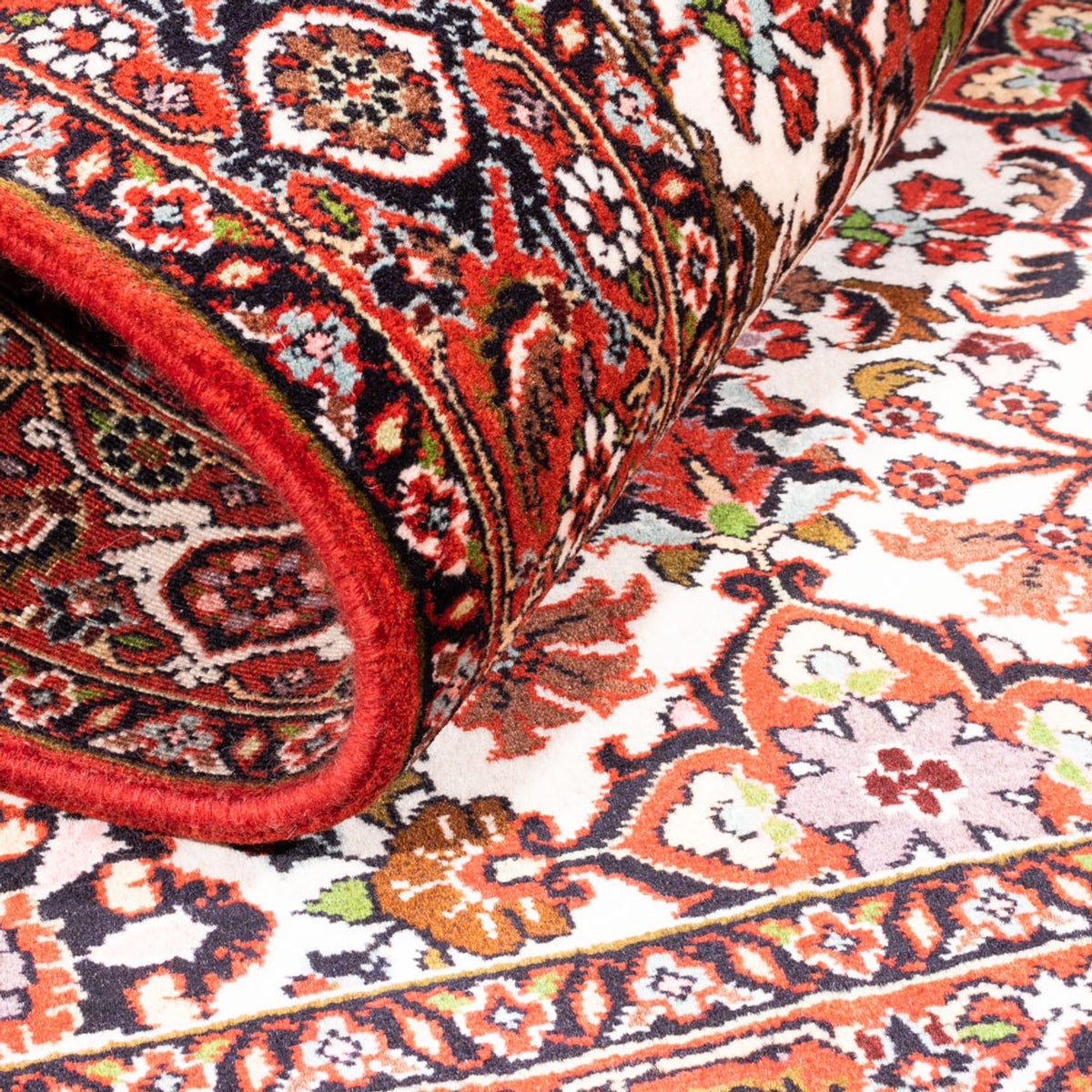 Persisk matta - Bijar - Royal - 174 x 108 cm - grädde