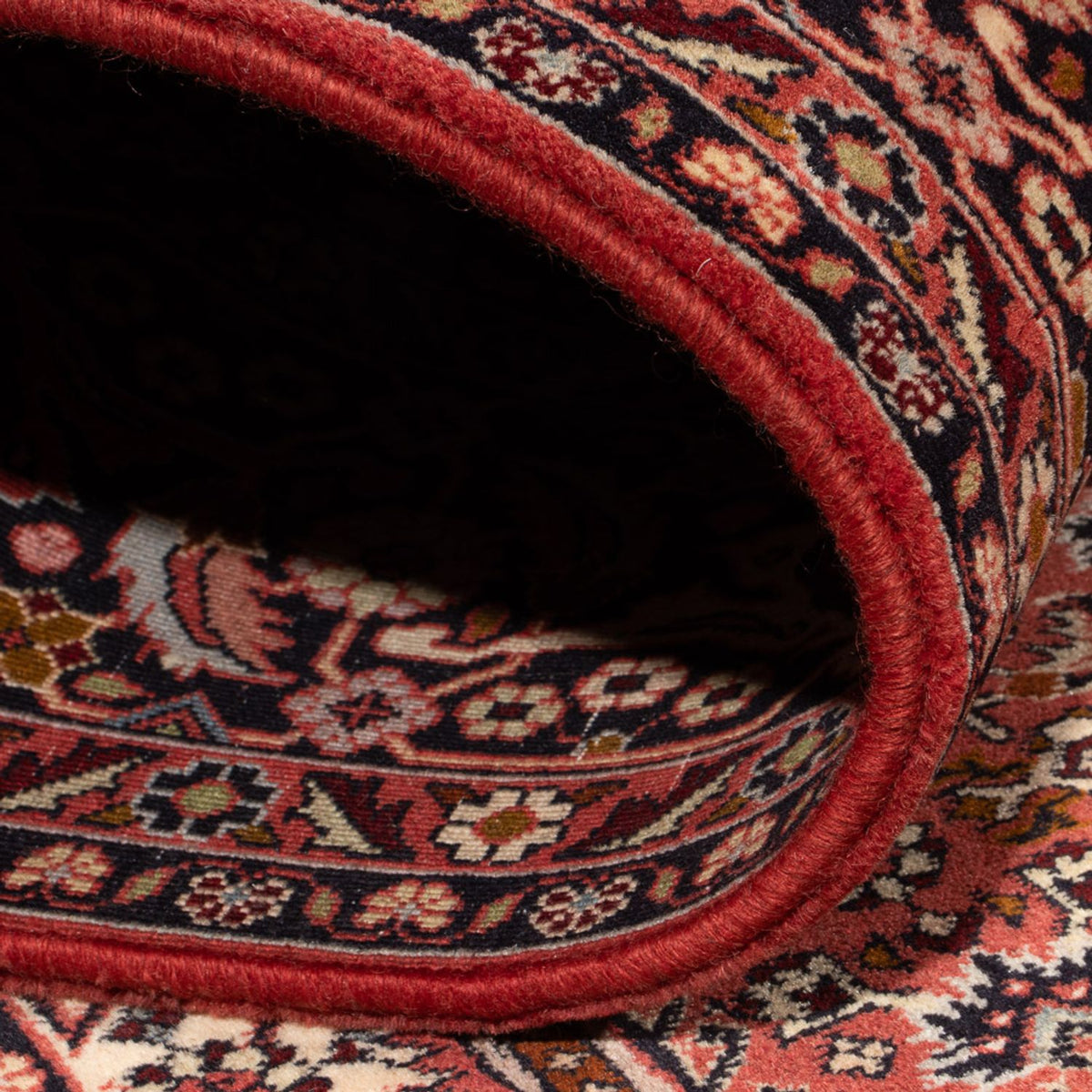 Persisk matta - Bijar - Royal - 350 x 250 cm - mörkröd