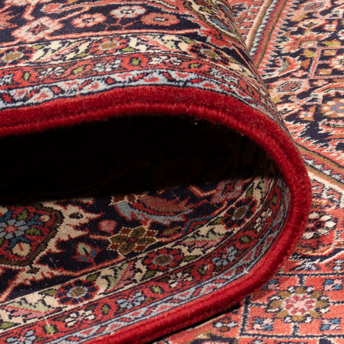 Persisk matta - Bijar - Royal - 348 x 250 cm - mörkröd