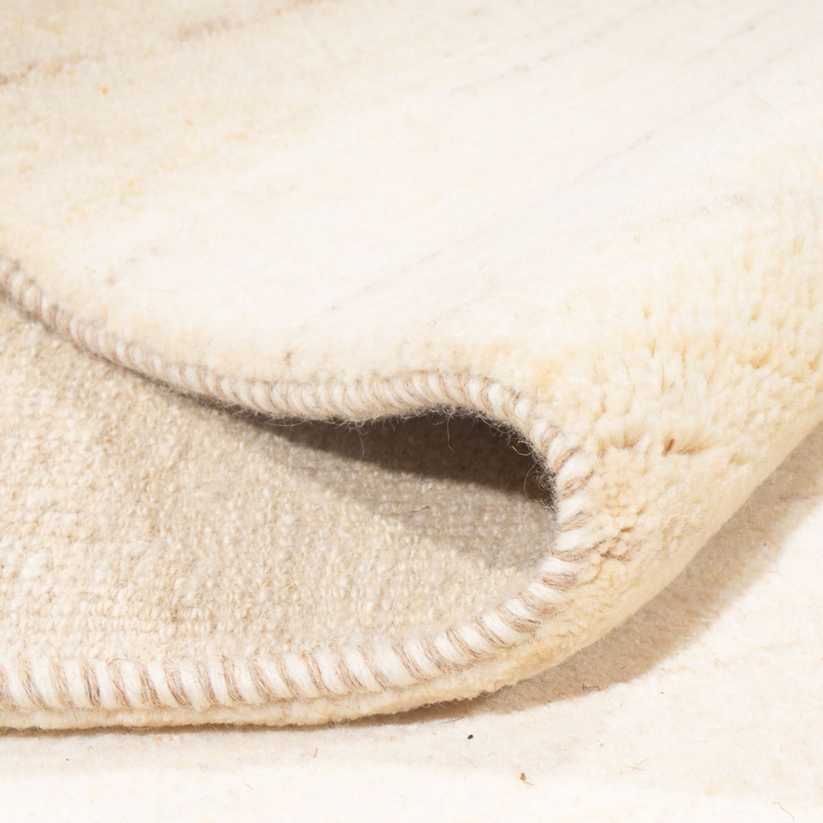 Gabbeh-matta - persisk - 244 x 200 cm - vit