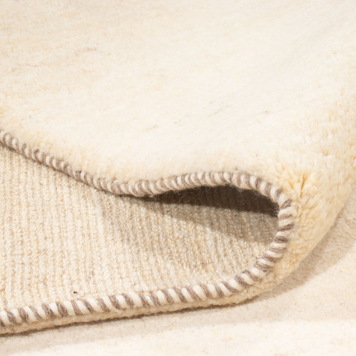 Gabbeh-matta - persisk - 240 x 172 cm - ljusbeige