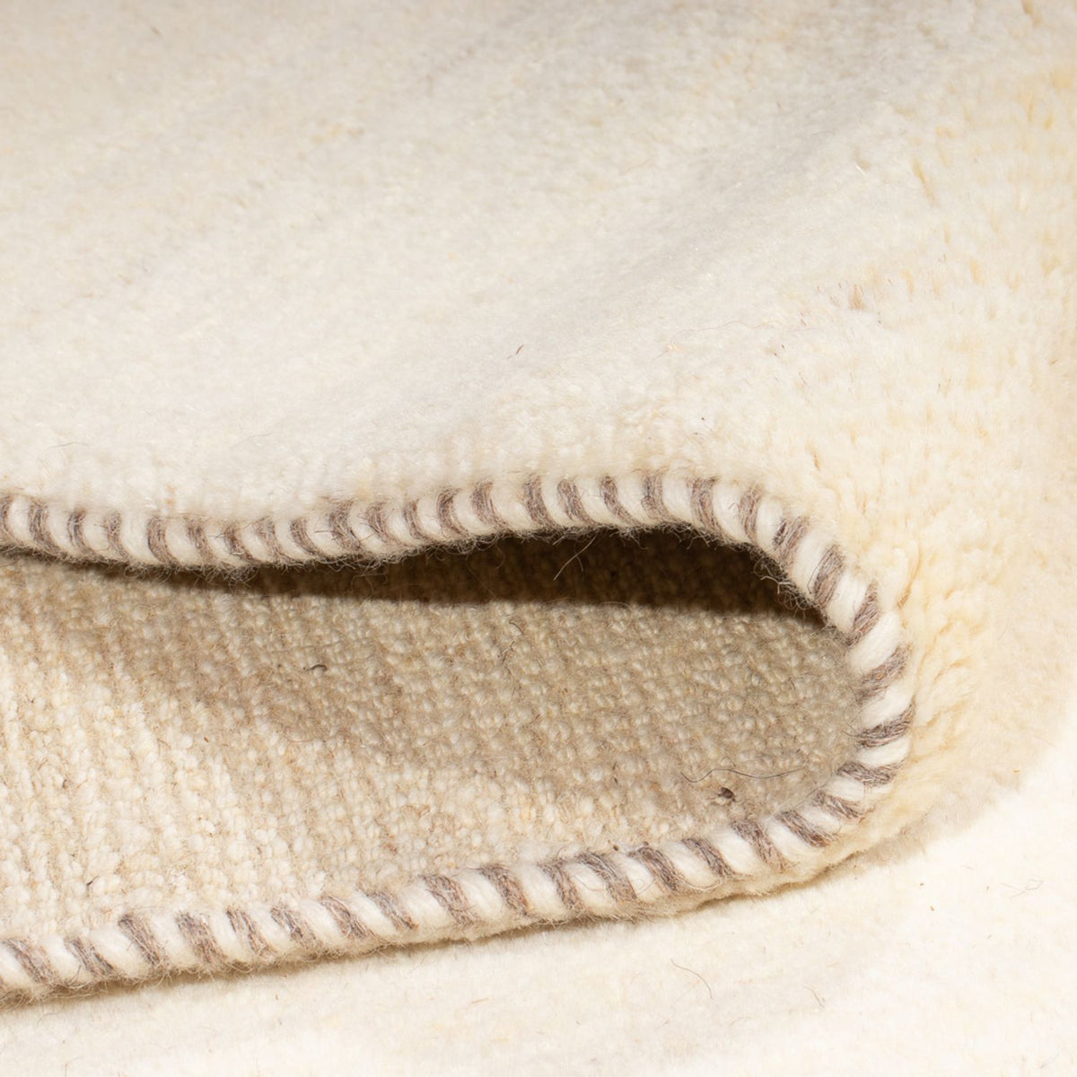 Gabbeh-matta - persisk - 247 x 168 cm - naturvit