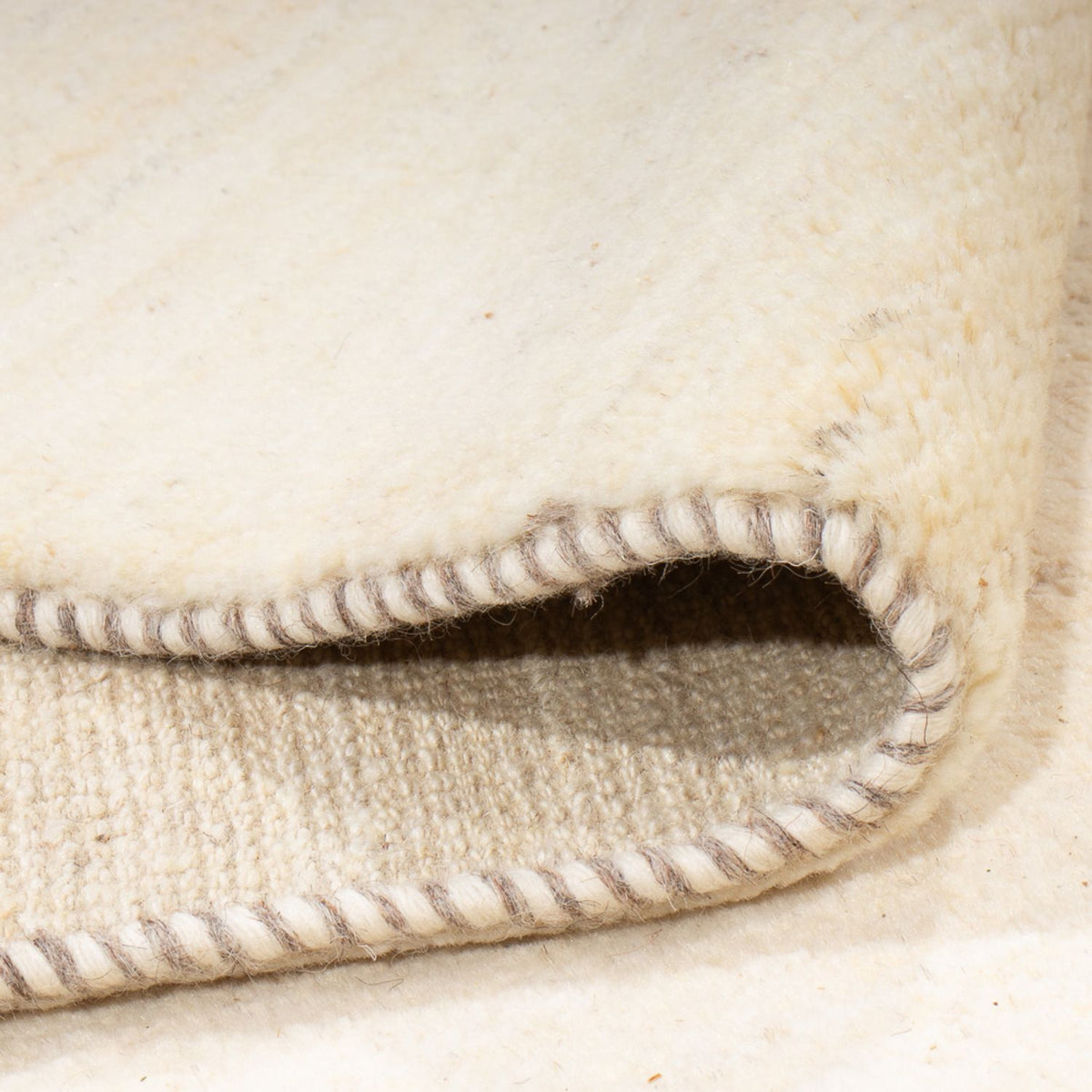 Gabbeh-matta - persisk - 245 x 174 cm - ljusbeige