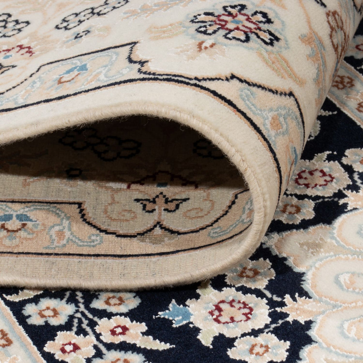 Persisk matta - Nain - 233 x 170 cm - mörkblå