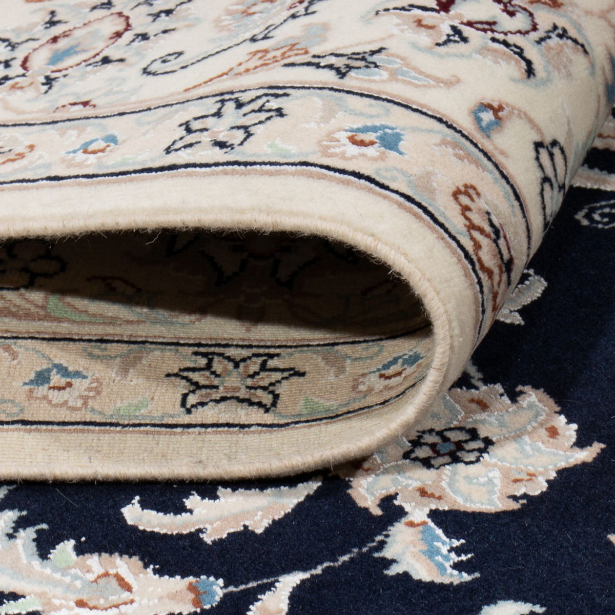 Persisk matta - Nain - 233 x 170 cm - mörkblå