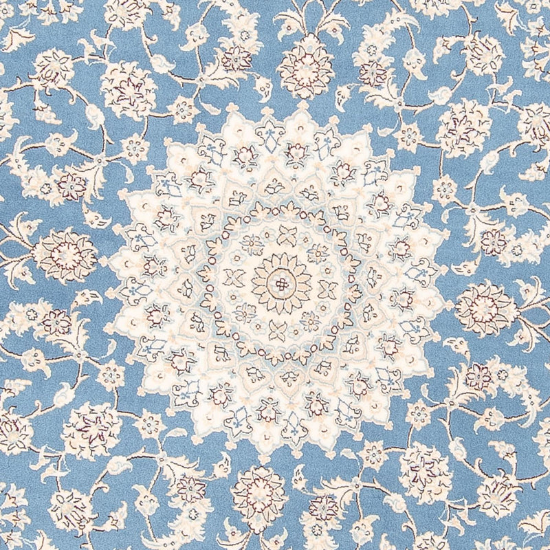 Persisk matta - Nain runt  - 200 x 200 cm - ljusblå