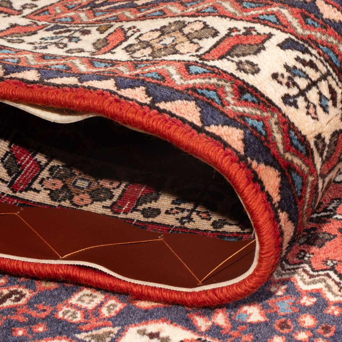 Persisk matta - Nomadic - 140 x 103 cm - röd