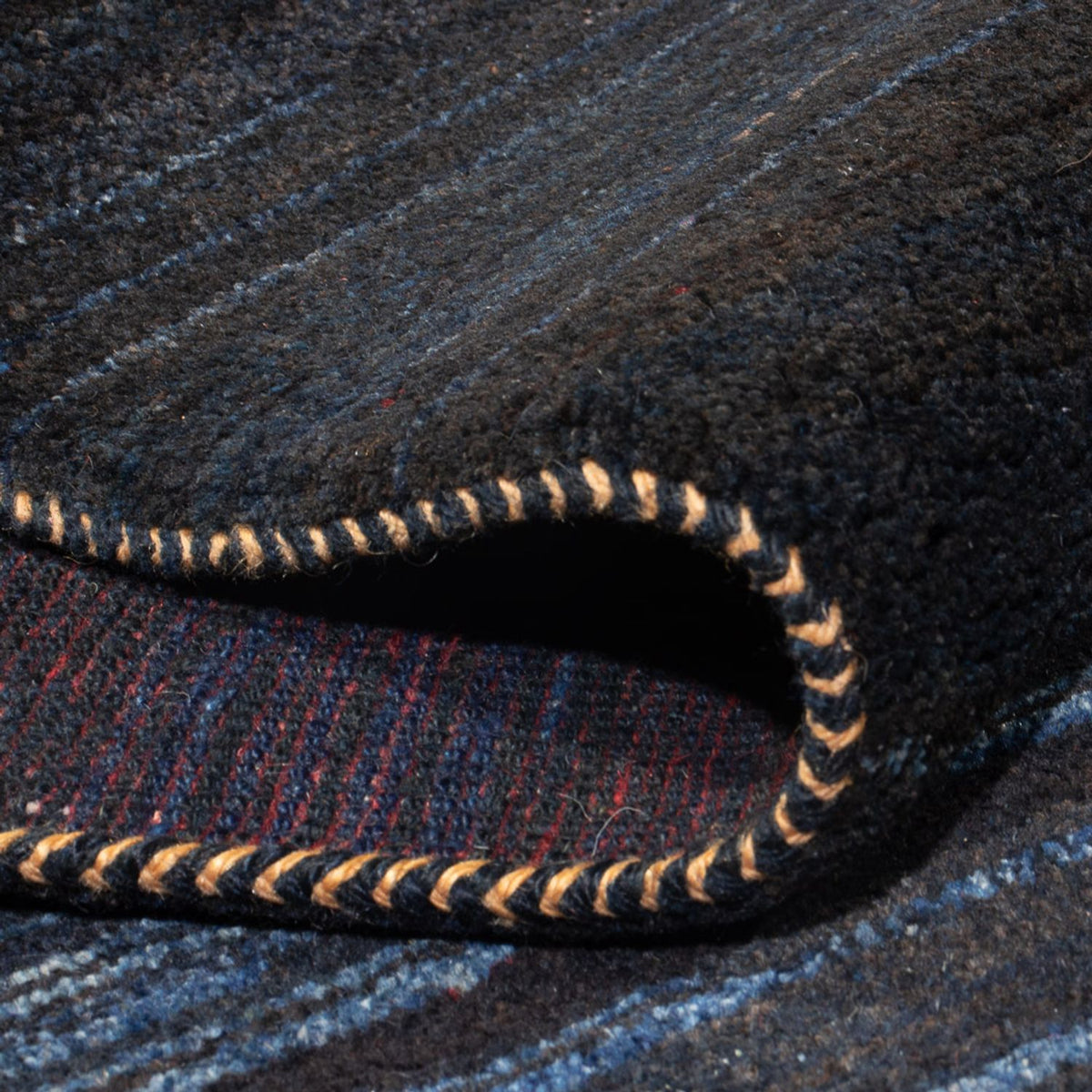 Gabbeh-matta - persisk - 270 x 235 cm - flerfärgad