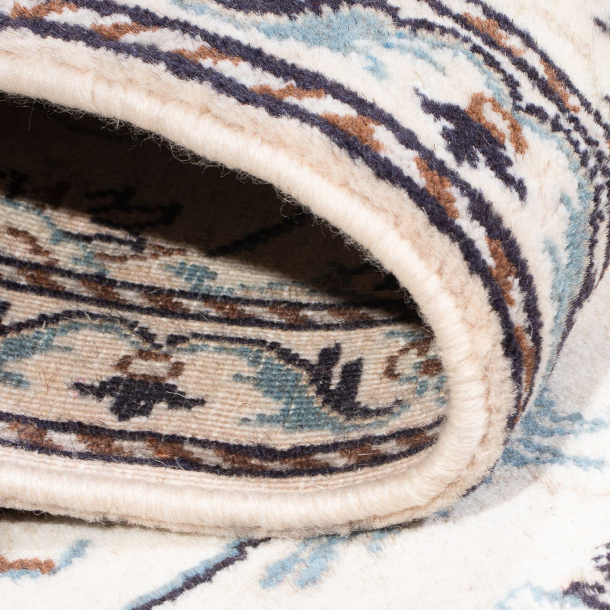 Persisk matta - Nain - 132 x 87 cm - grädde