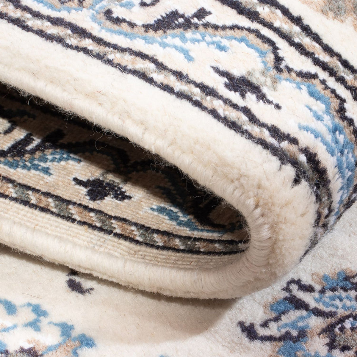 Persisk matta - Nain - 136 x 69 cm - grädde