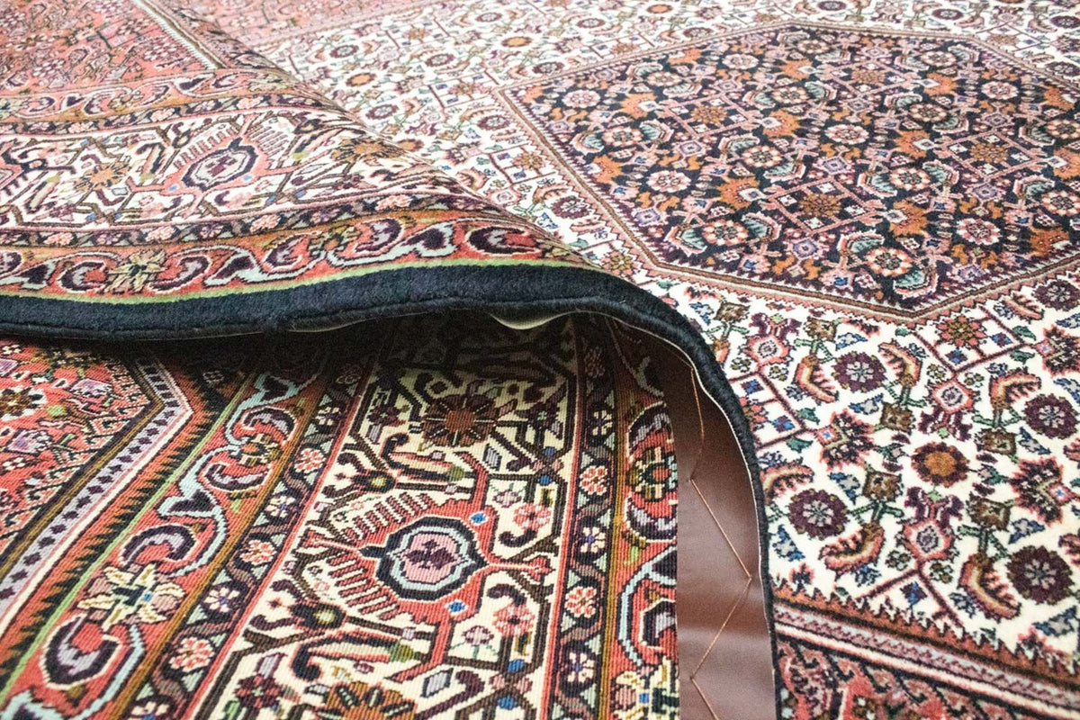 Persisk matta - Bijar - 300 x 204 cm - röd