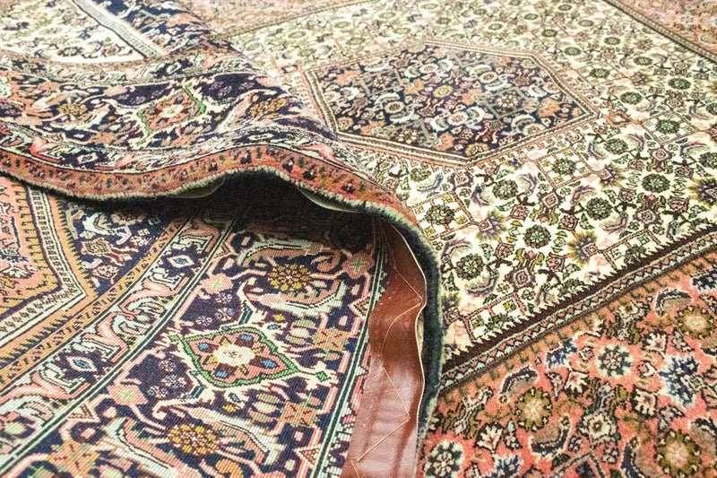 Persisk matta - Bijar - 310 x 200 cm - röd