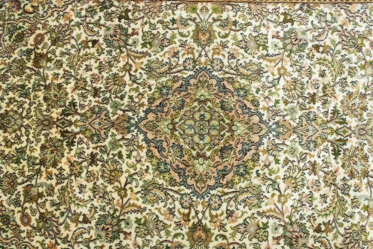 Sidenmatta - Kashmir Silk - 183 x 125 cm - beige