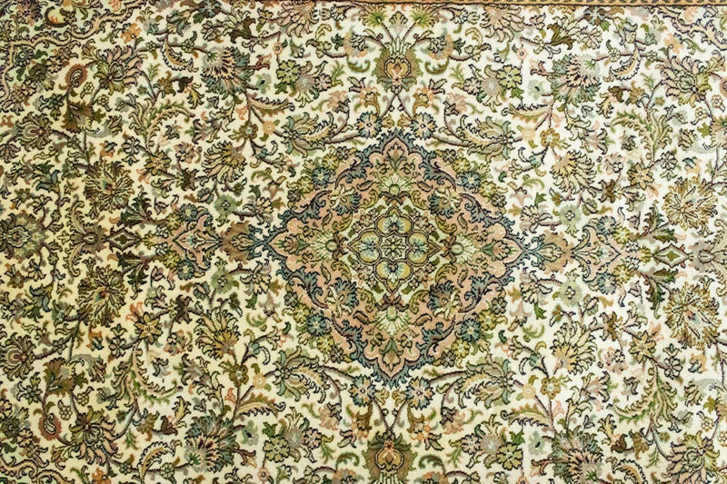 Sidenmatta - Kashmir Silk - 183 x 125 cm - beige