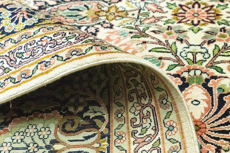 Sidenmatta - Kashmir Silk - 316 x 211 cm - beige