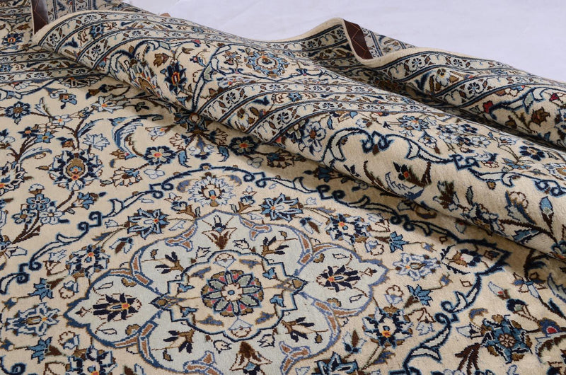 Persiska mattor - Keshan - 349 x 248 cm - beige