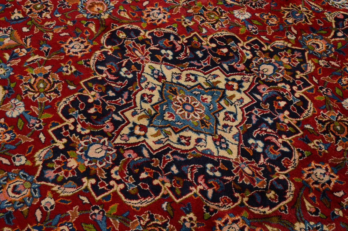 Persiska mattor - Keshan - 365 x 258 cm - röd