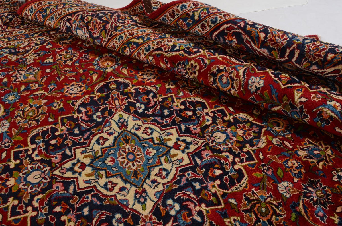 Persiska mattor - Keshan - 365 x 258 cm - röd