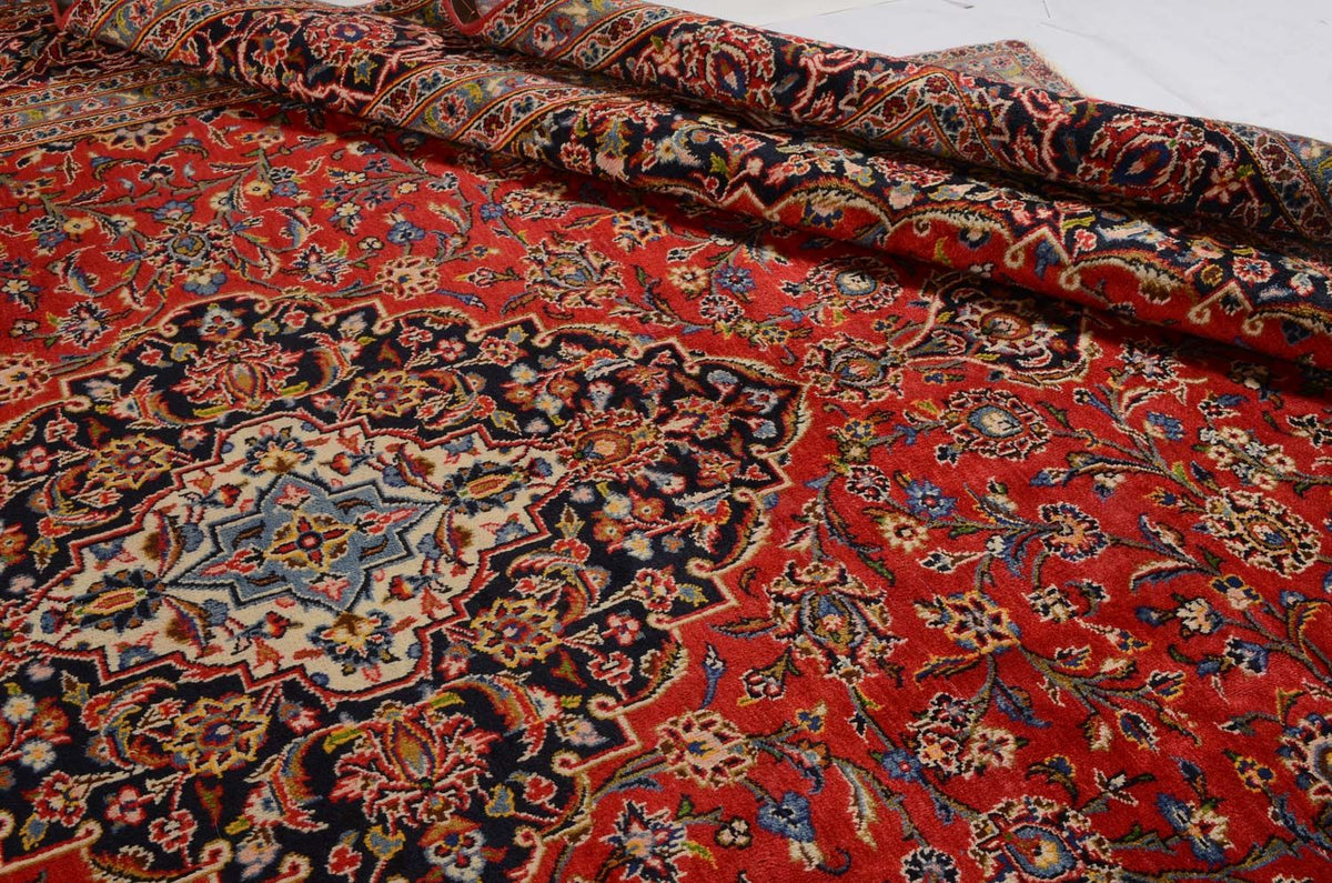 Persiska mattor - Keshan - 414 x 292 cm - röd