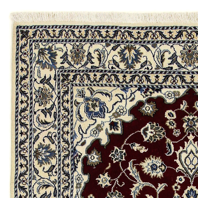 Persisk matta - Nain - 191 x 150 cm - mörkröd