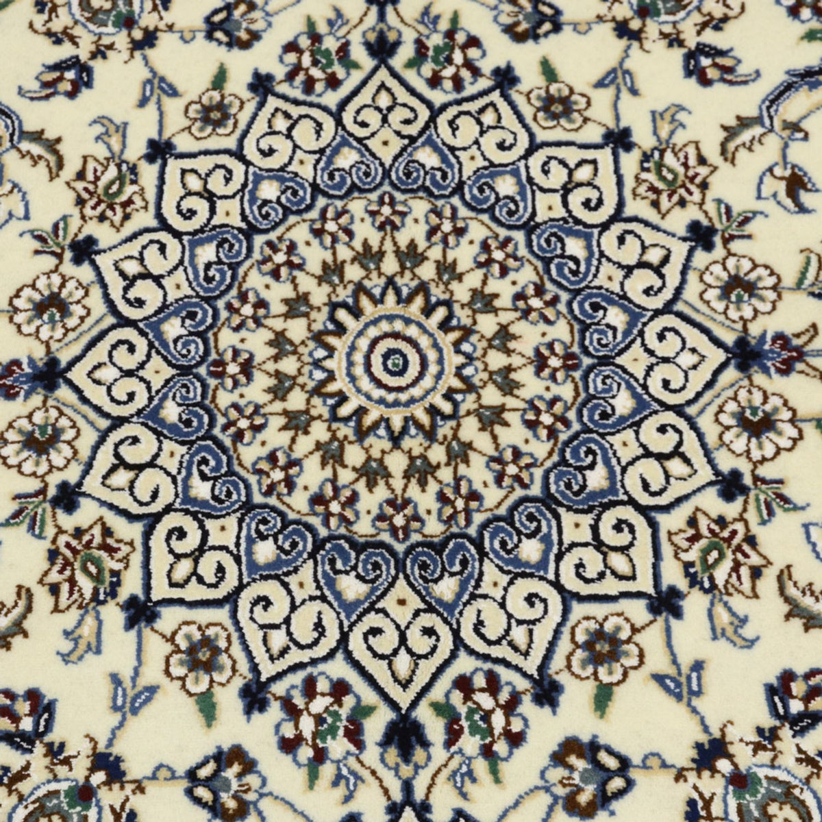 Persisk matta - Nain - Royal - 180 x 118 cm - grädde