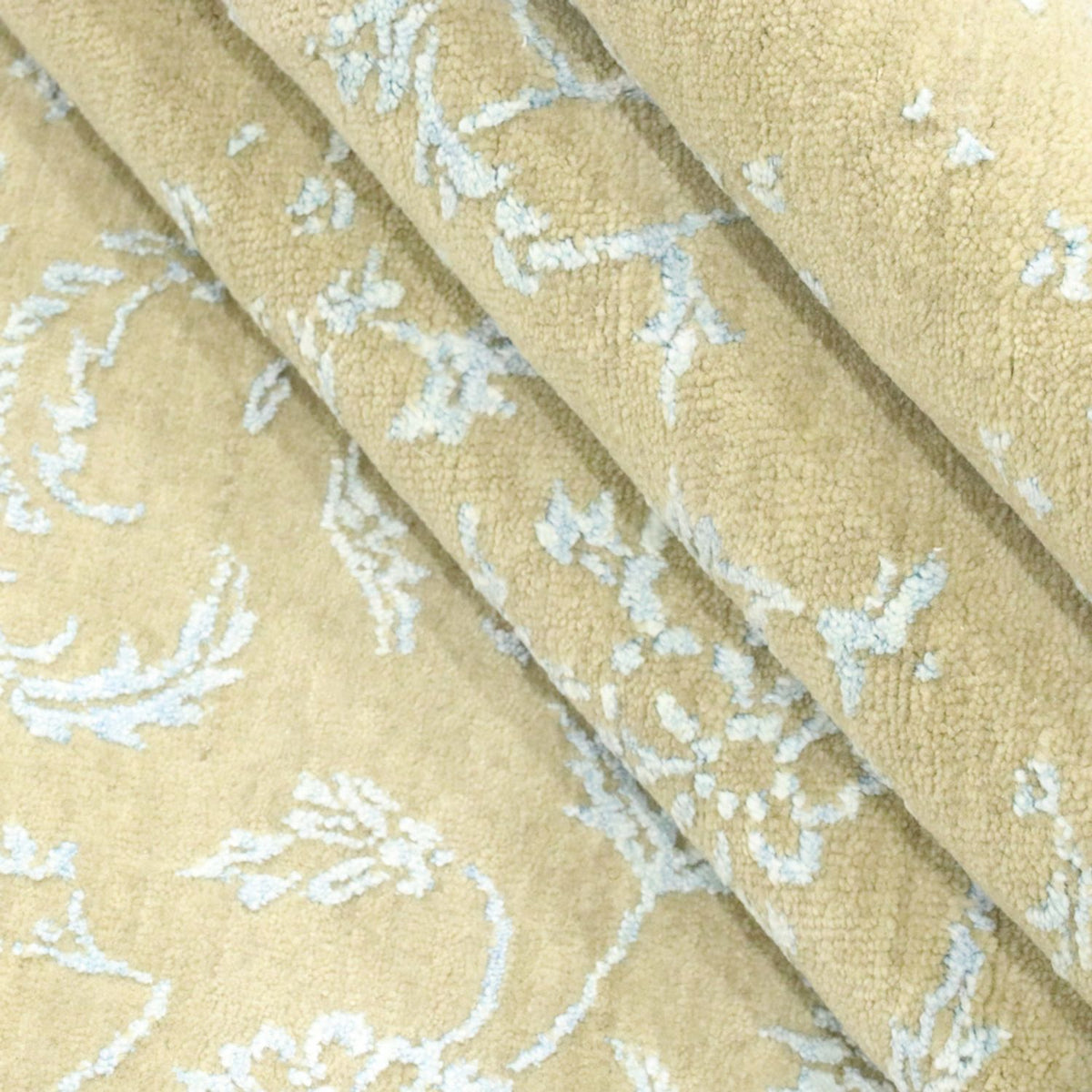 Designermatta - 306 x 243 cm - ljusblå