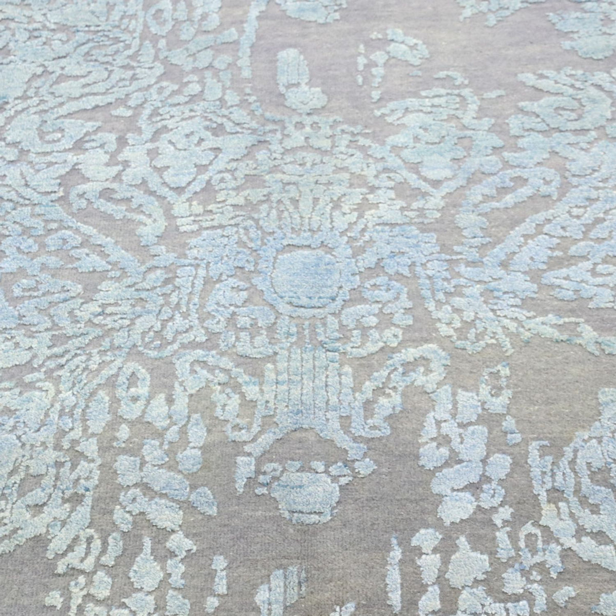 Designermatta runt  - 243 x 243 cm - ljusblå