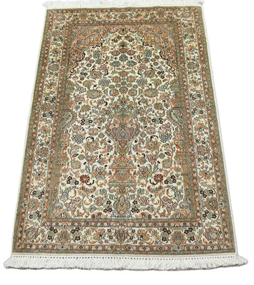 Sidenmatta - Kashmir Silk - 158 x 96 cm - beige