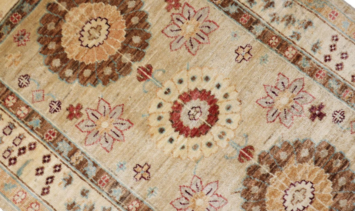 Ziegler Carpet - 117 x 82 cm - beige