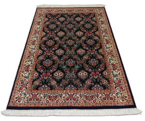 Oriental Carpet - 215 x 123 cm - svart
