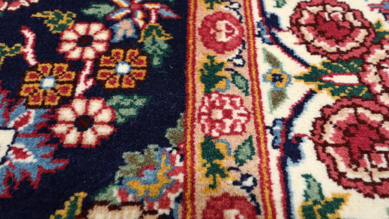 Oriental Carpet - 215 x 123 cm - svart