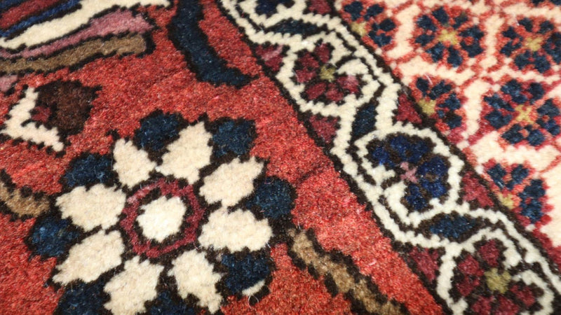 Persisk matta - Nomadic - 204 x 142 cm - mörkröd