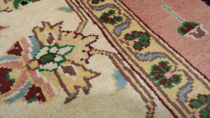 Oriental Carpet - 192 x 151 cm - rost