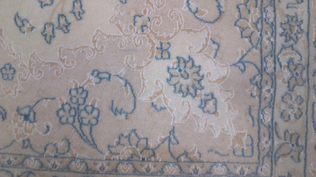 Persisk matta - Nain - 332 x 206 cm - ljusbrun