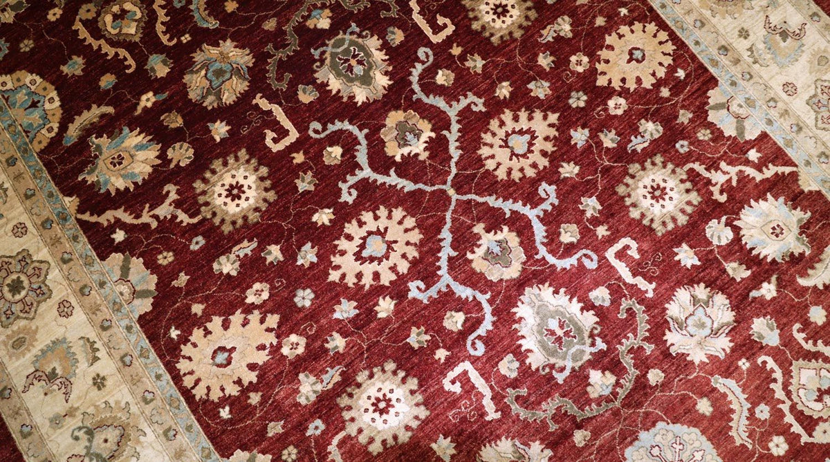 Ziegler Carpet - 357 x 276 cm - mörkröd